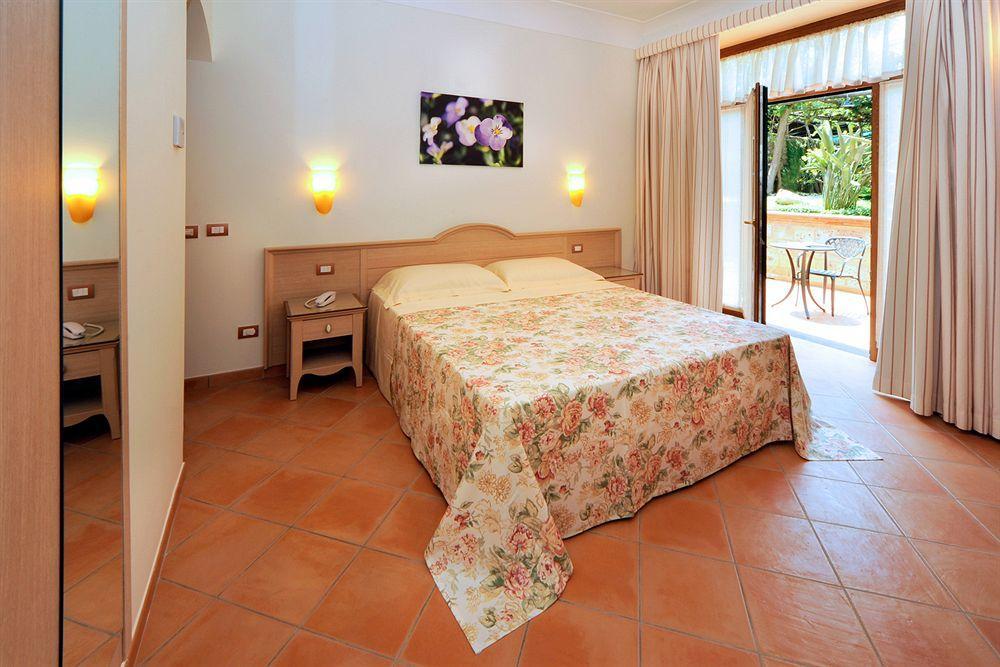 Relais Villa Angiolina Sorrento Exterior foto