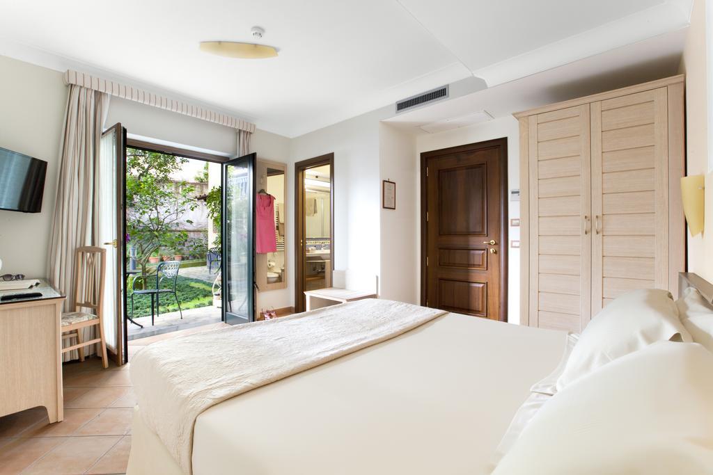 Relais Villa Angiolina Sorrento Exterior foto
