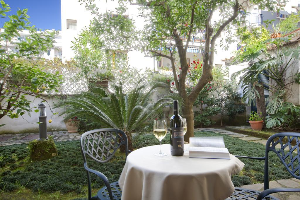 Relais Villa Angiolina Sorrento Exterior foto
