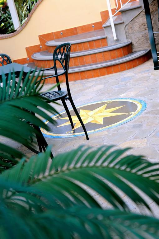 Relais Villa Angiolina Sorrento Exterior foto