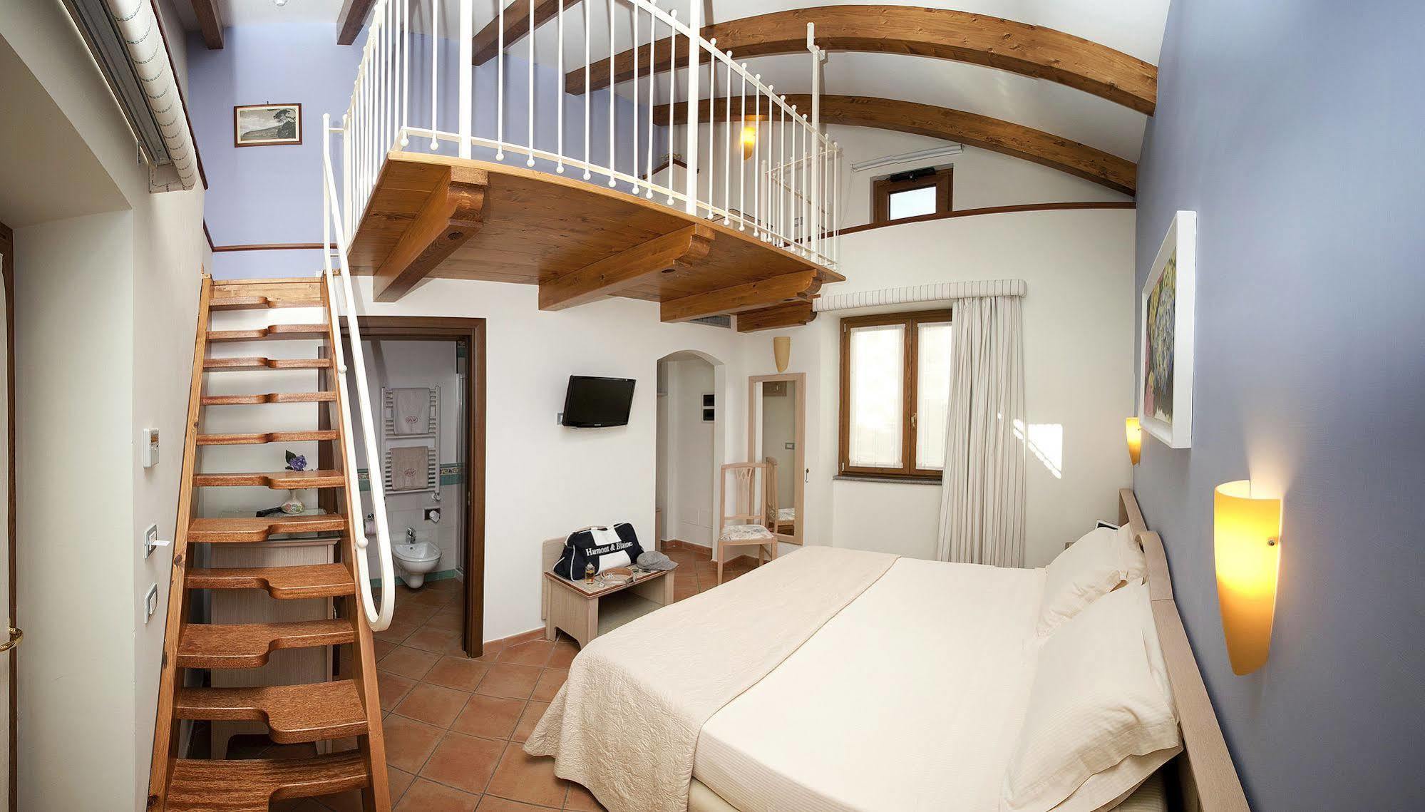 Relais Villa Angiolina Sorrento Exterior foto